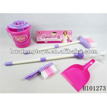 new style plastic cleaning tool for girls with astm and en71 test H101273